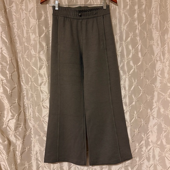 Lululemon Ribbed Softstreme Mid-Rise Wide-Leg Cropped Pants Espresso Tan Brown